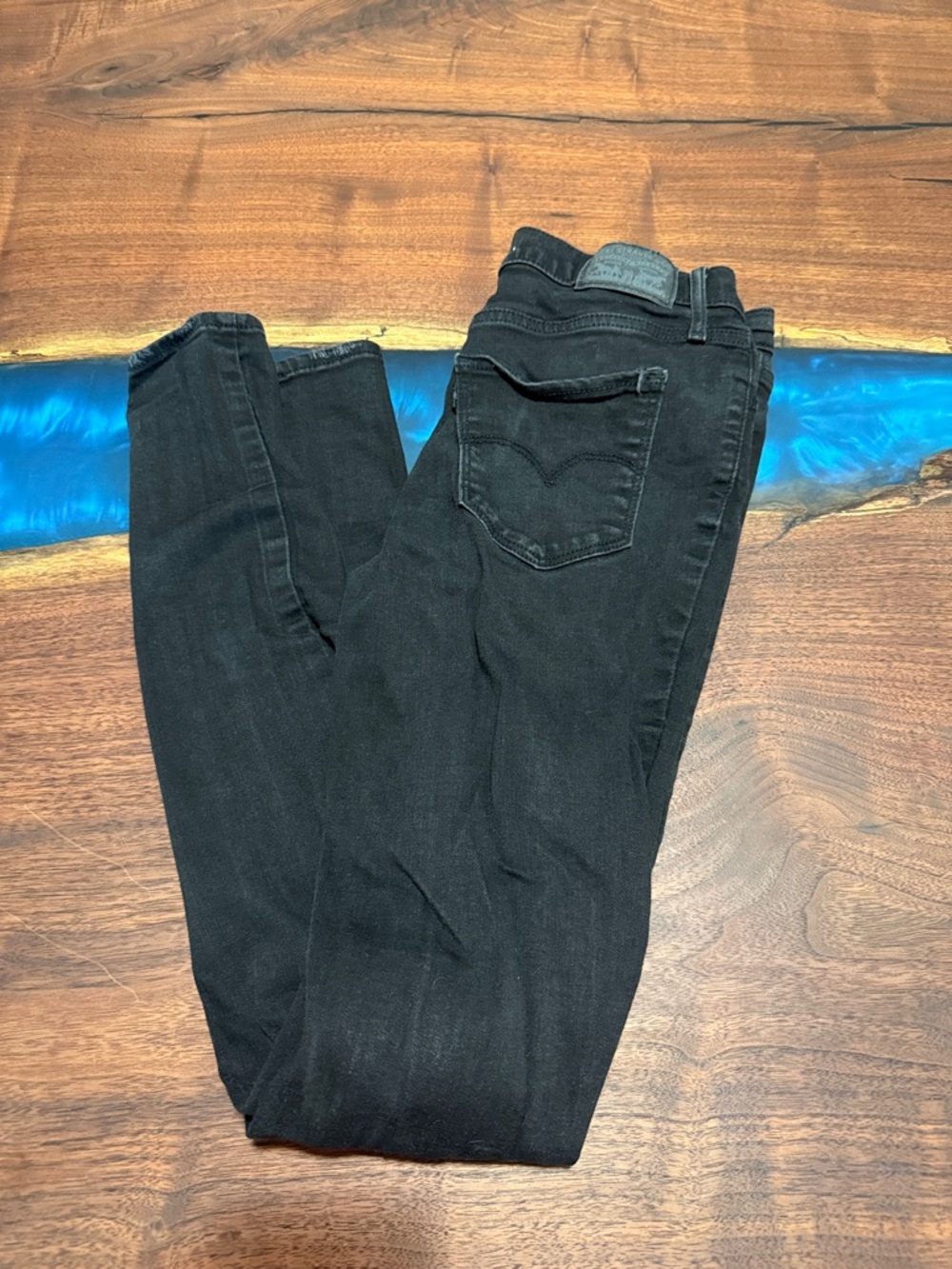 Black Levi Strauss Skinny Jeans with Classic Back Pocket